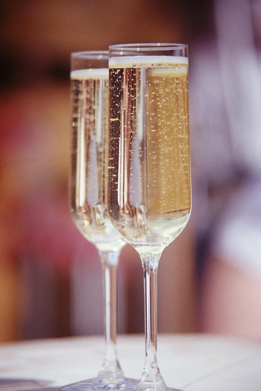 New Year's Eve in Barcelona - adding gold to Cava